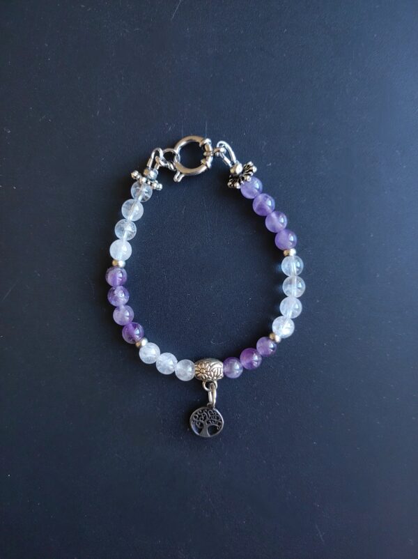 Bracelet Améthyste chevron et Cristal de roche (6 mm), breloque Arbre de vie