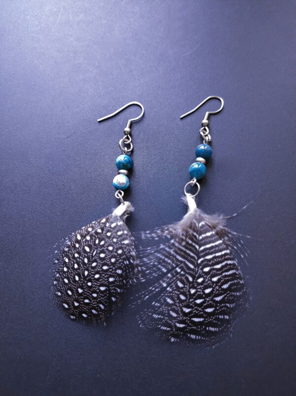 Boucles d'oreilles pendante Apatite (perle naturelle véritable) et plumes