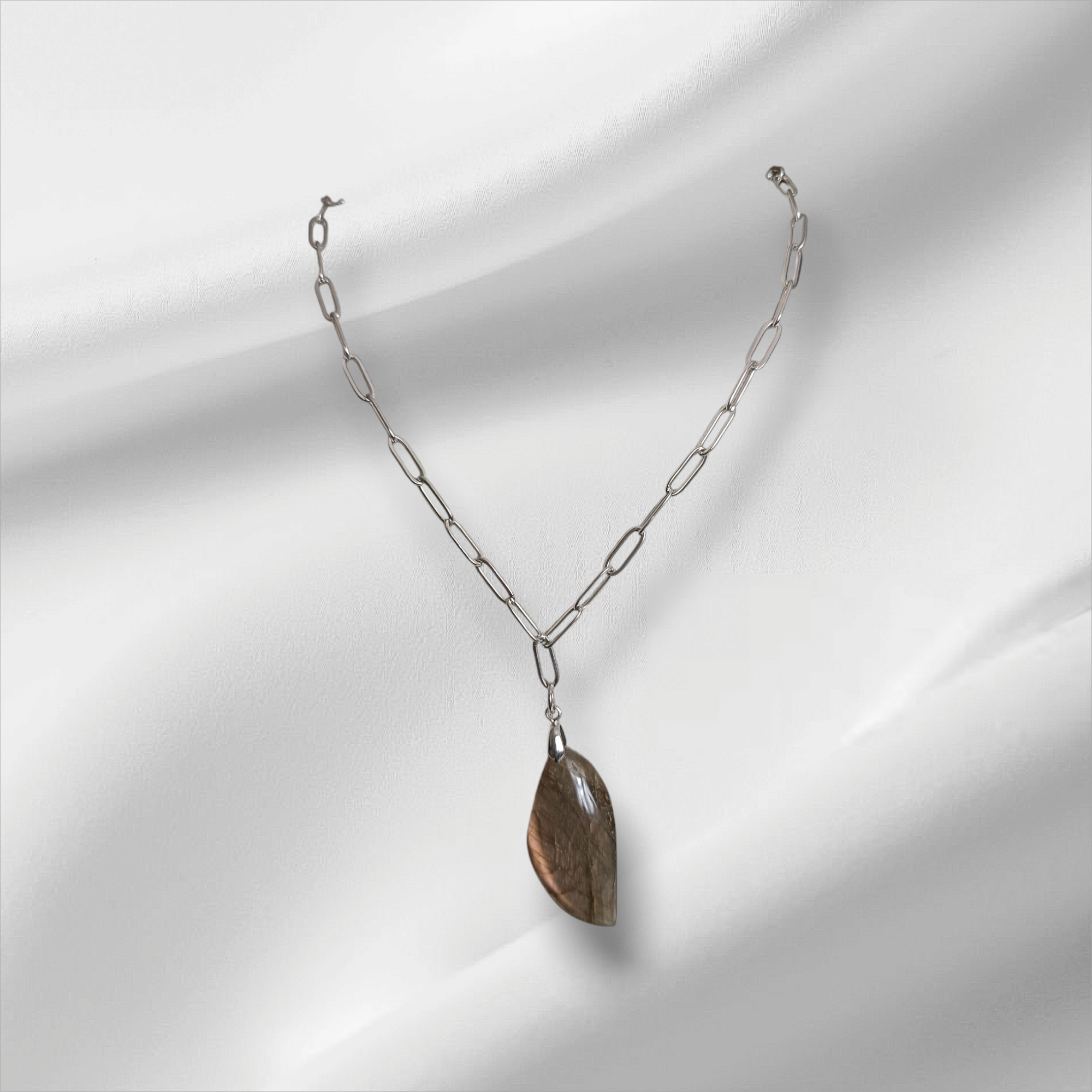 Chaîne gourmette acier inoxydable et pendentif Labradorite véritable